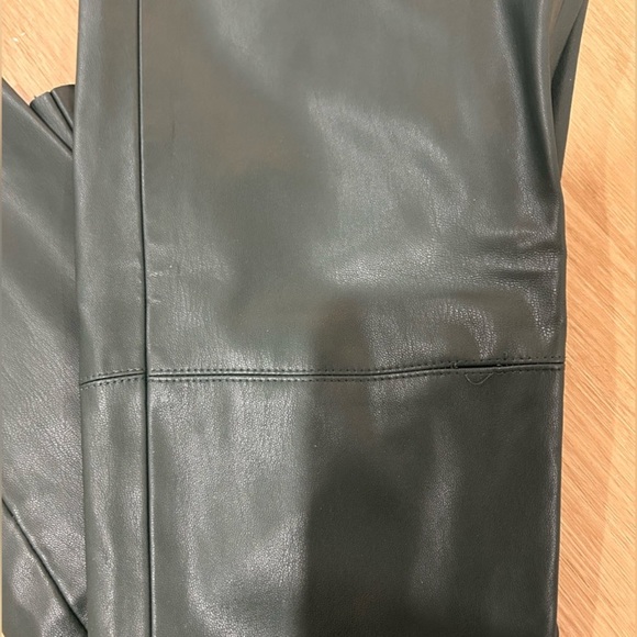 Zara | Skinny Green Leather Pants - Picture 6 of 6